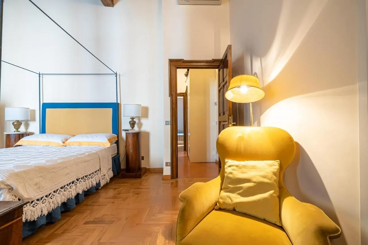 Roman Holiday Apartment For 6 By Piazza Navona Italy