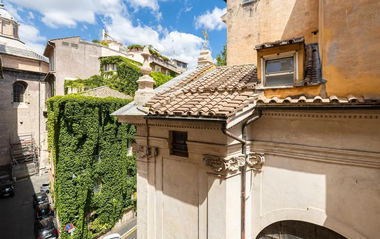 Roman Holiday Apartment For 6 By Piazza Navona Italy